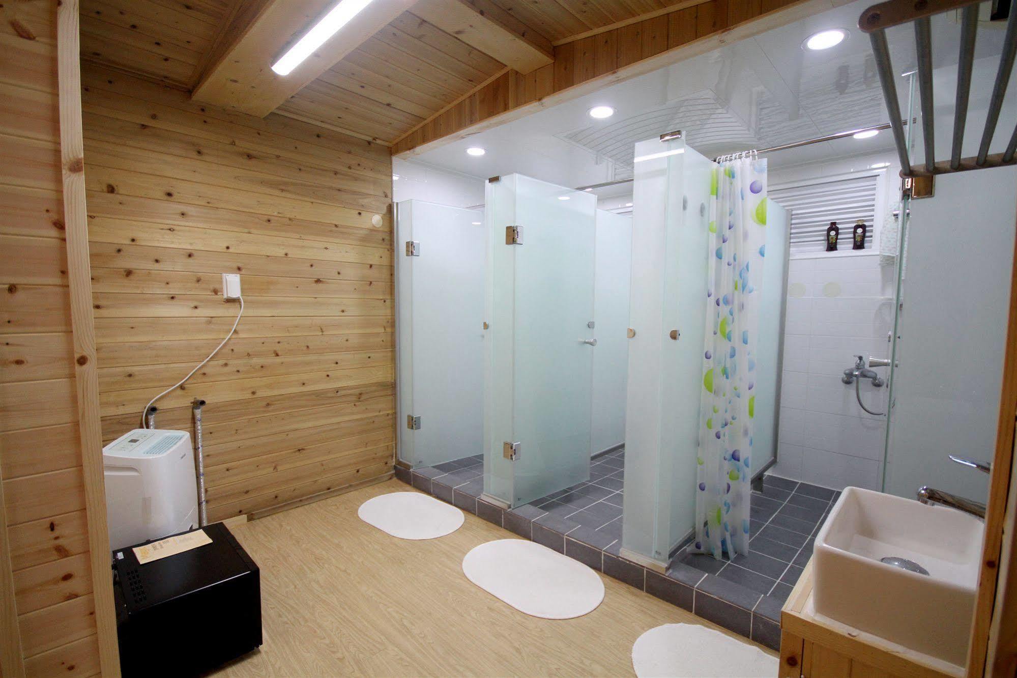 Cheongdam Ladies Guesthouse In Seul Zewnętrze zdjęcie